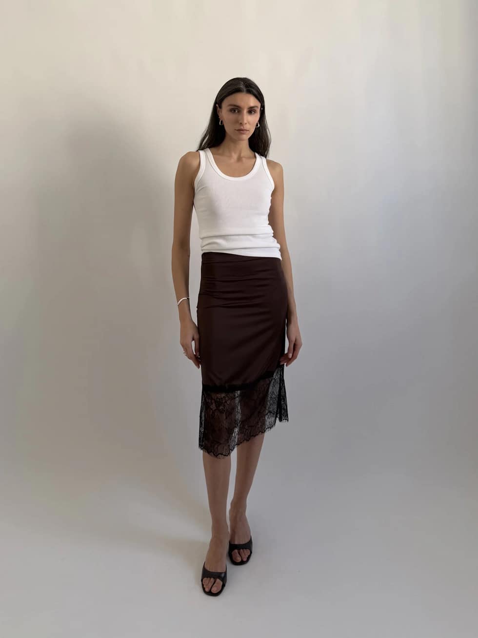 Jupe Mi-longue Satin Marron à Dentelle Chantilly